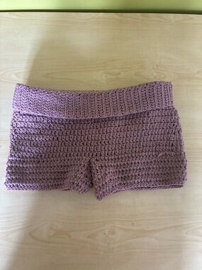Crocheted Women's Foldover Waist Shorts — Mauve Pink
